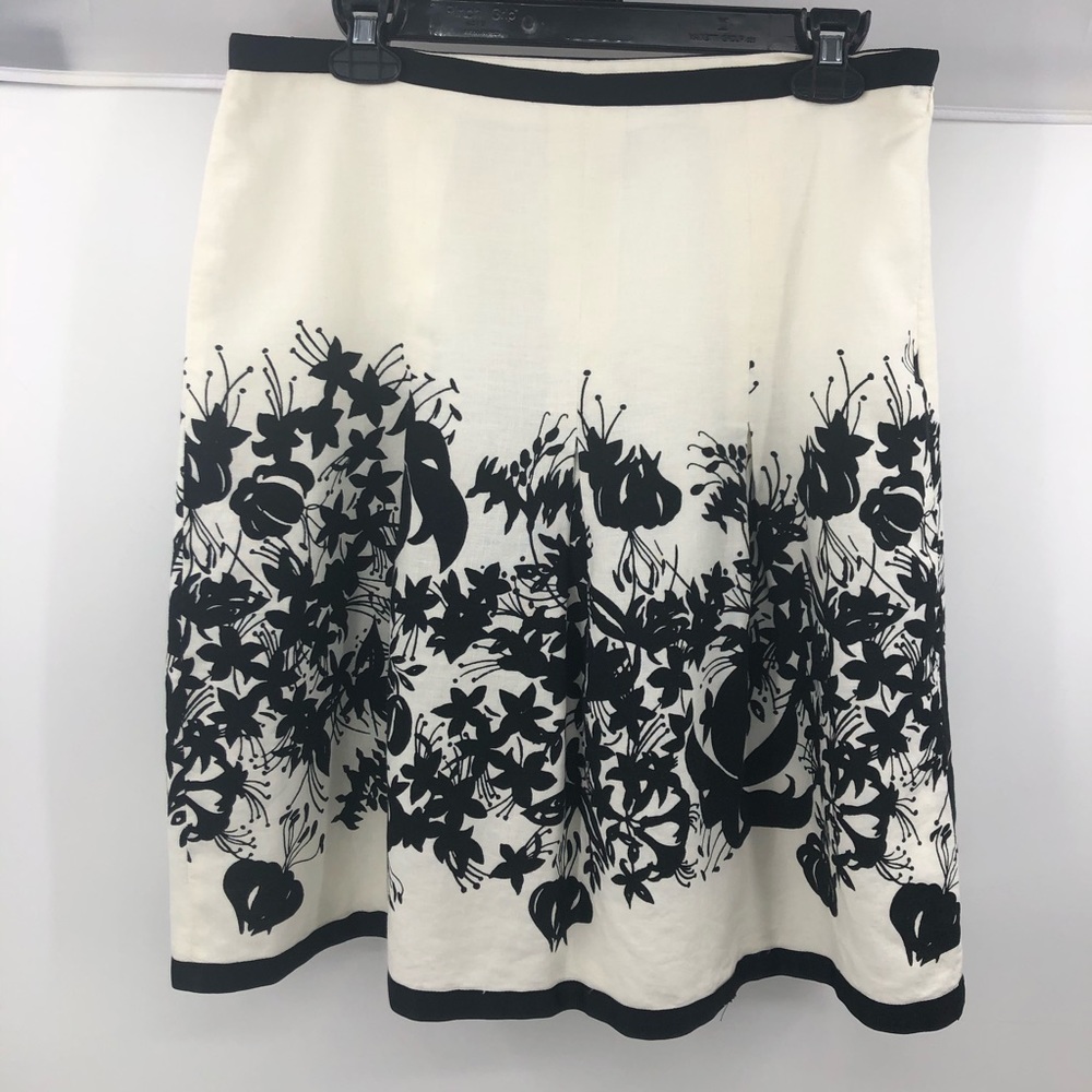 COPY - Loft black and off-white linen floral skirt size 8